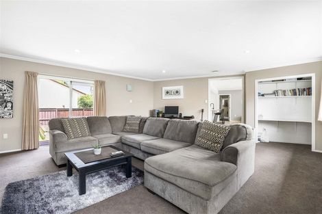 Photo of property in 87 Pohutukawa Drive, Pukete, Hamilton, 3200