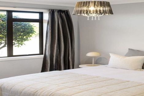 Photo of property in 14 Robieson Street, Roseneath, Wellington, 6011