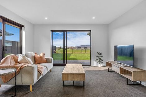 Photo of property in 4 Godley Place, Woodend, 7610