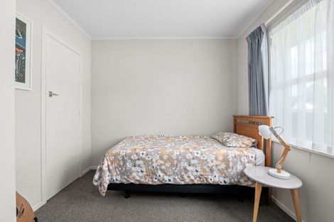 Photo of property in 8 Casper Street, Fairfield, Hamilton, 3214