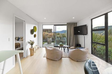 Photo of property in 3 Rabbiters Drive, Jacks Point, Queenstown, 9371