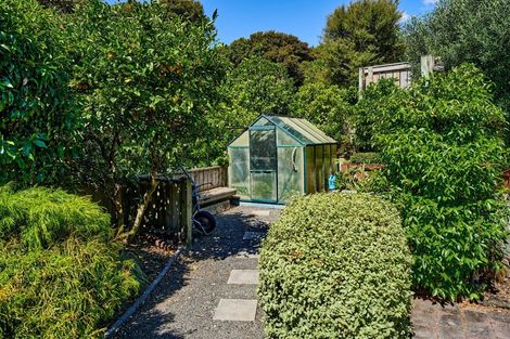 Photo of property in 12 Dornoch Place, Papakowhai, Porirua, 5024