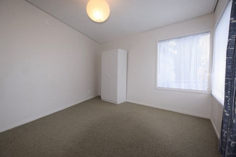 Photo of property in 19a Cleve Road, Green Bay, Auckland, 0604