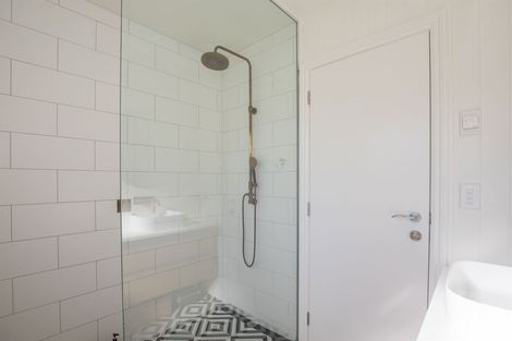 Photo of property in 13 Old Racecourse Road, Albert Town, Wanaka, 9305