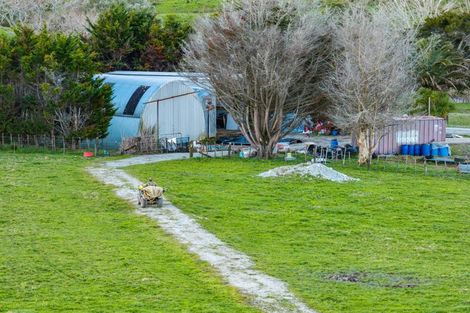 Photo of property in 272 Huarau Road, Whakapirau, Maungaturoto, 0583
