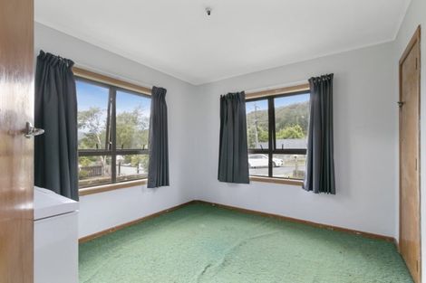 Photo of property in 66 Lees Grove, Wainuiomata, Lower Hutt, 5014