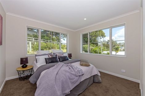Photo of property in 2a Capricorn Place, Browns Bay, Auckland, 0630