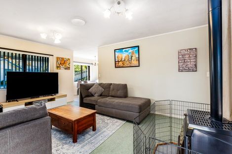Photo of property in 27 Rose Street, Ranui, Porirua, 5024