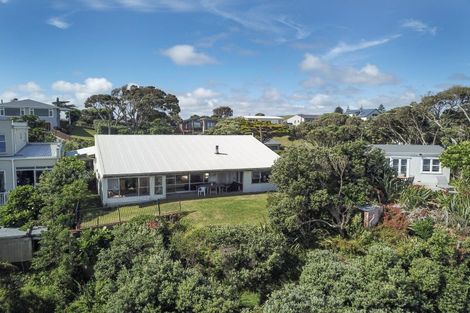 Photo of property in 18 Coates Avenue, Baylys Beach, Dargaville, 0377