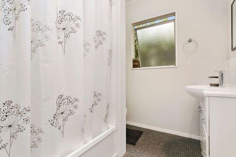 Photo of property in 149a Burns Street, Leamington, Cambridge, 3432