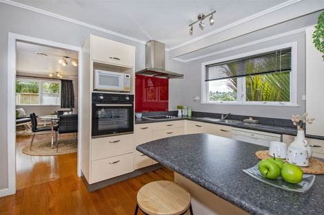 Photo of property in 27 Meldrum Street, Te Kamo, Whangarei, 0112