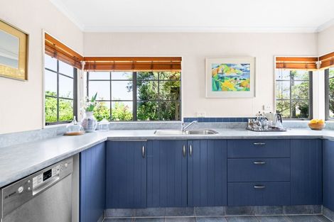 Photo of property in 46 Lucknow Road, Havelock North, 4130