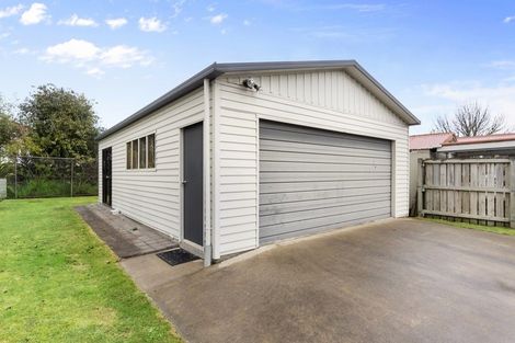 Photo of property in 51 Jellicoe Drive, Hamilton East, Hamilton, 3216