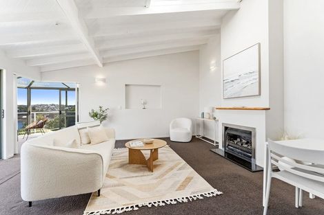 Photo of property in 769b Whangaparaoa Road, Manly, Whangaparaoa, 0930