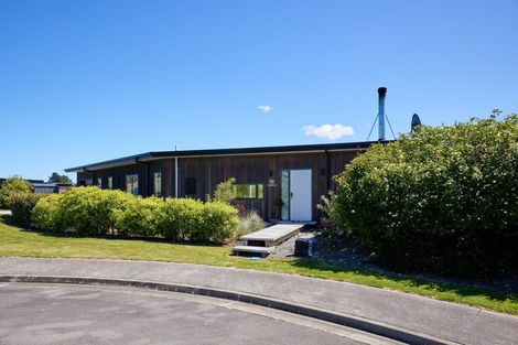 Photo of property in 15 Clemett Court, Kaikoura Flat, Kaikoura, 7371