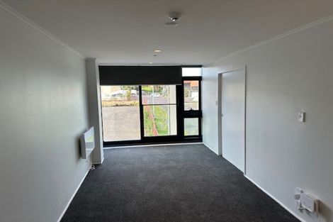 Photo of property in 15e/30 Westward Ho, Glen Eden, Auckland, 0602