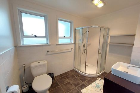 Photo of property in 723c Te Atatu Road, Te Atatu Peninsula, Auckland, 0610