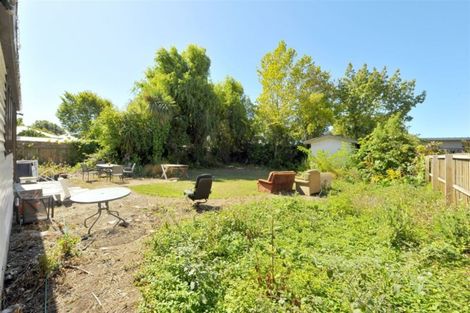 Photo of property in 102 Rattray Street, Riccarton, Christchurch, 8041