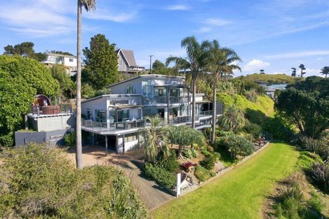 Photo of property in Signal Stn Road, Pouto, Te Kopuru, 0391