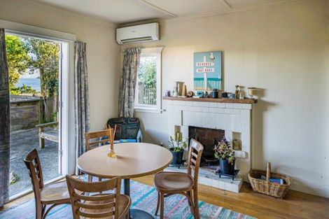 Photo of property in 14 Moana Road, Plimmerton, Porirua, 5026