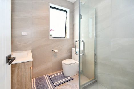 Photo of property in 22 Kirikiri Drive, Papakura, 2110