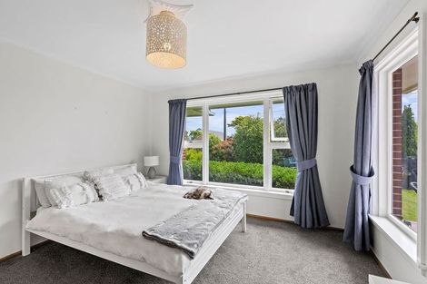 Photo of property in 21 Springbank Street, Bryndwr, Christchurch, 8053