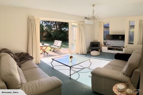 Photo of property in 20 Wendy Place, Heathcote Valley, Christchurch, 8022