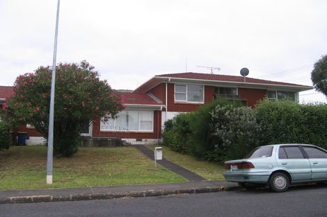 Photo of property in 3/1 Evelyn Place, Hillcrest, Auckland, 0627