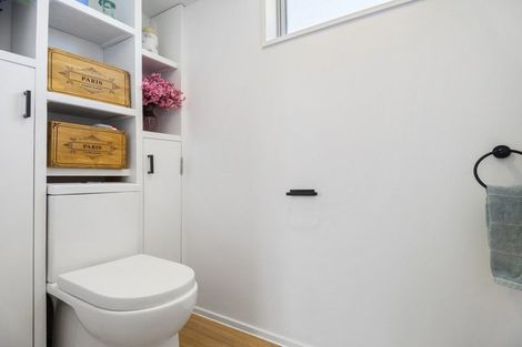 Photo of property in 43 Estuary Road, New Brighton, Christchurch, 8061