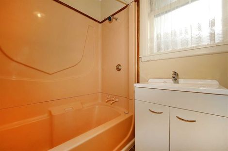 Photo of property in 65 Kendal Avenue, Burnside, Christchurch, 8053