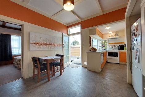 Photo of property in 22 Ellison Street, Napier South, Napier, 4110