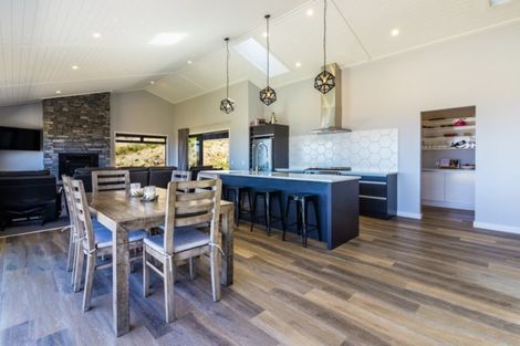 Photo of property in 71 Ross Rise, Kinloch, Taupo, 3385