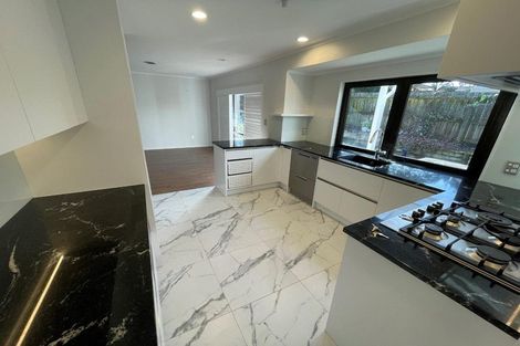 Photo of property in 23 Edendale Road, Somerville, Auckland, 2014