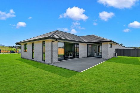 Photo of property in 9 Williams Road, Hobsonville, Auckland, 0618