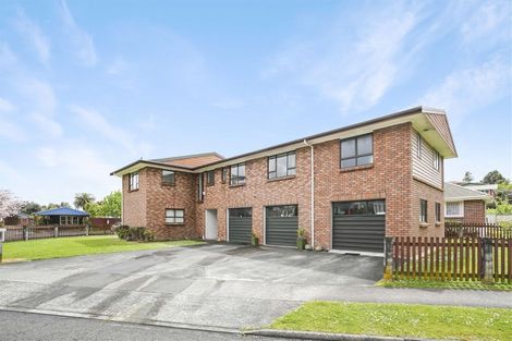 Photo of property in 2 Vista Terrace, Hillcrest, Hamilton, 3216