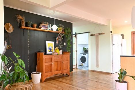 Photo of property in 17 Kahu Street, Utuhina, Rotorua, 3015