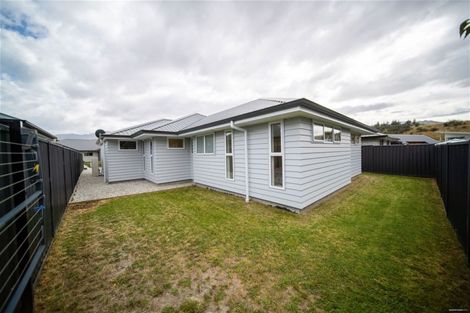 Photo of property in 1 Tudor Lane, Lower Shotover, Queenstown, 9304