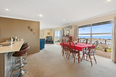 Photo of property in 6 Redcliffs View Lane, Redcliffs, Christchurch, 8081