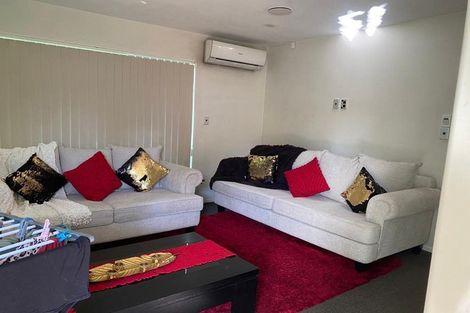 Photo of property in 32d Kenderdine Road, Papatoetoe, Auckland, 2025
