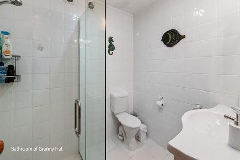 Photo of property in 76 Brick Bay Drive, Sandspit, Warkworth, 0982