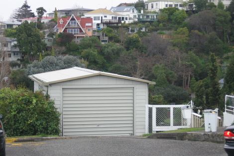 Photo of property in 4 Oliver Road, Hospital Hill, Napier, 4110