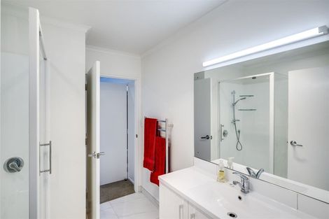 Photo of property in Parkvale Estate, 1232/7 Howard Street, Parkvale, Hastings, 4122