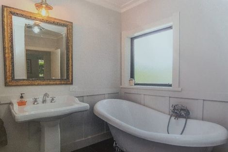 Photo of property in 11 Homestead Lane, Fitzherbert, Palmerston North, 4471