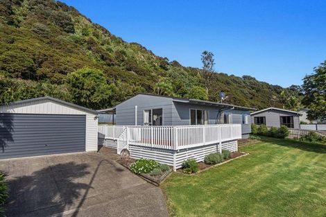 Photo of property in 1 Western Close, Matata, Whakatane, 3194