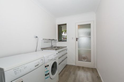 Photo of property in 27 Surrey Street, Taradale, Napier, 4112