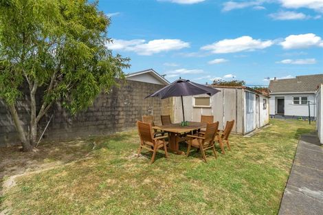 Photo of property in 4 Treadwell Street, Naenae, Lower Hutt, 5011