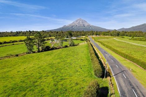 Photo of property in 2175 Egmont Road, Kaimiro, 4386