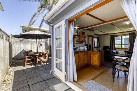 Photo of property in 59 Fifth Avenue, Urenui, 4377