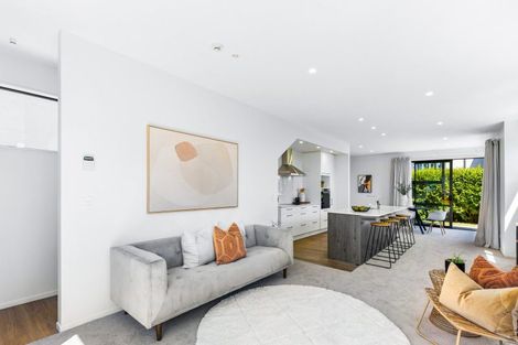 Photo of property in 35 Carder Court, Hobsonville, Auckland, 0618