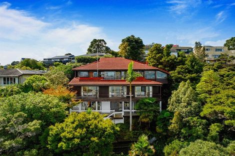 Photo of property in 16 Brigantine Drive, Beach Haven, Auckland, 0626